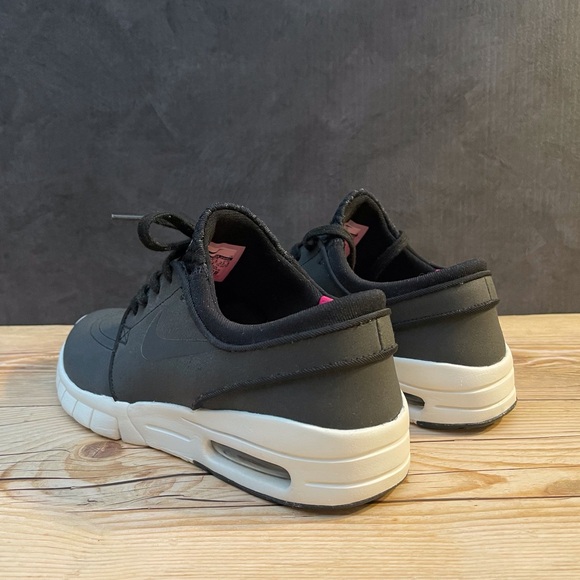 Nike SB Air Janoski Max Leather - Picture 9 of 16